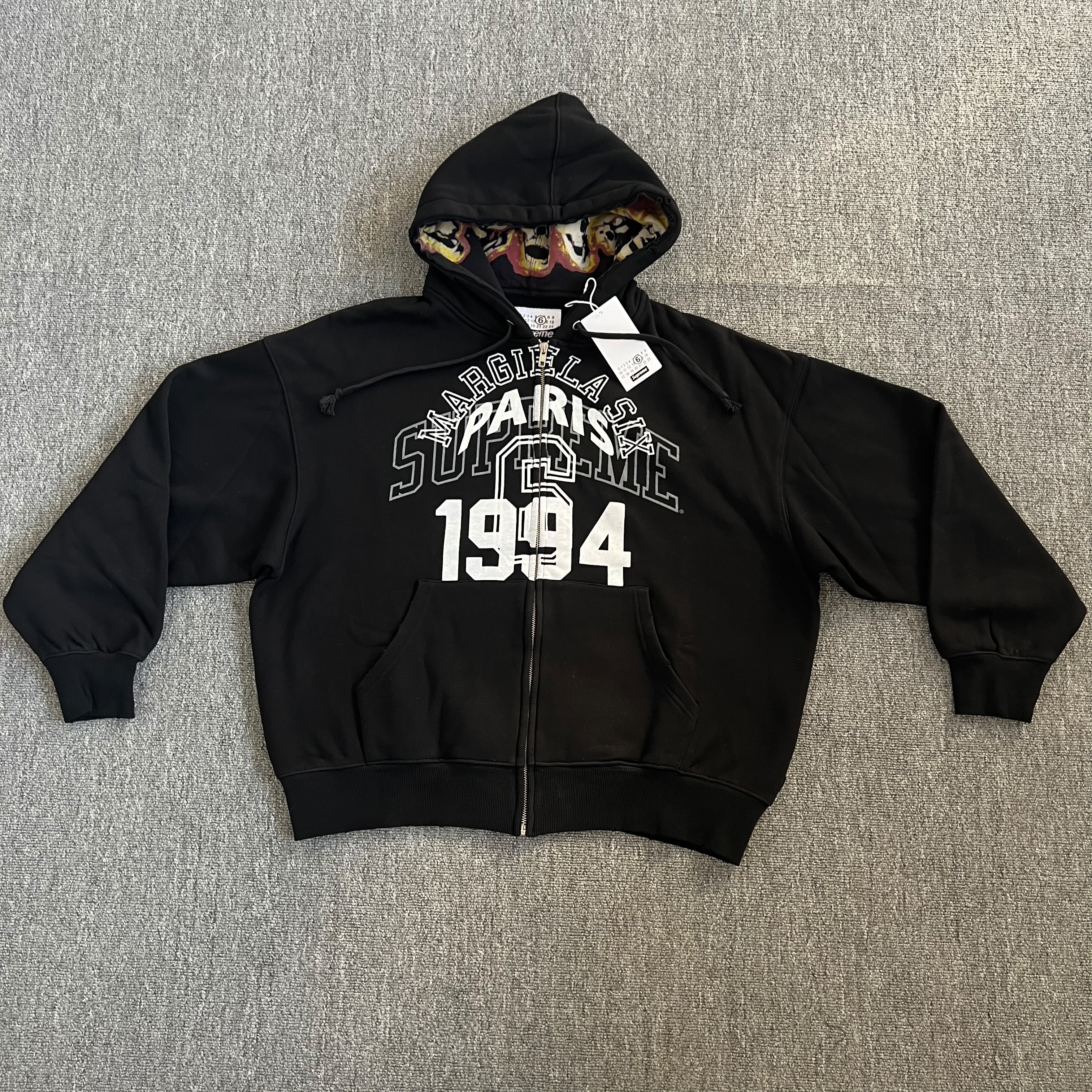 Supreme MM6 zip up hoodie（black）