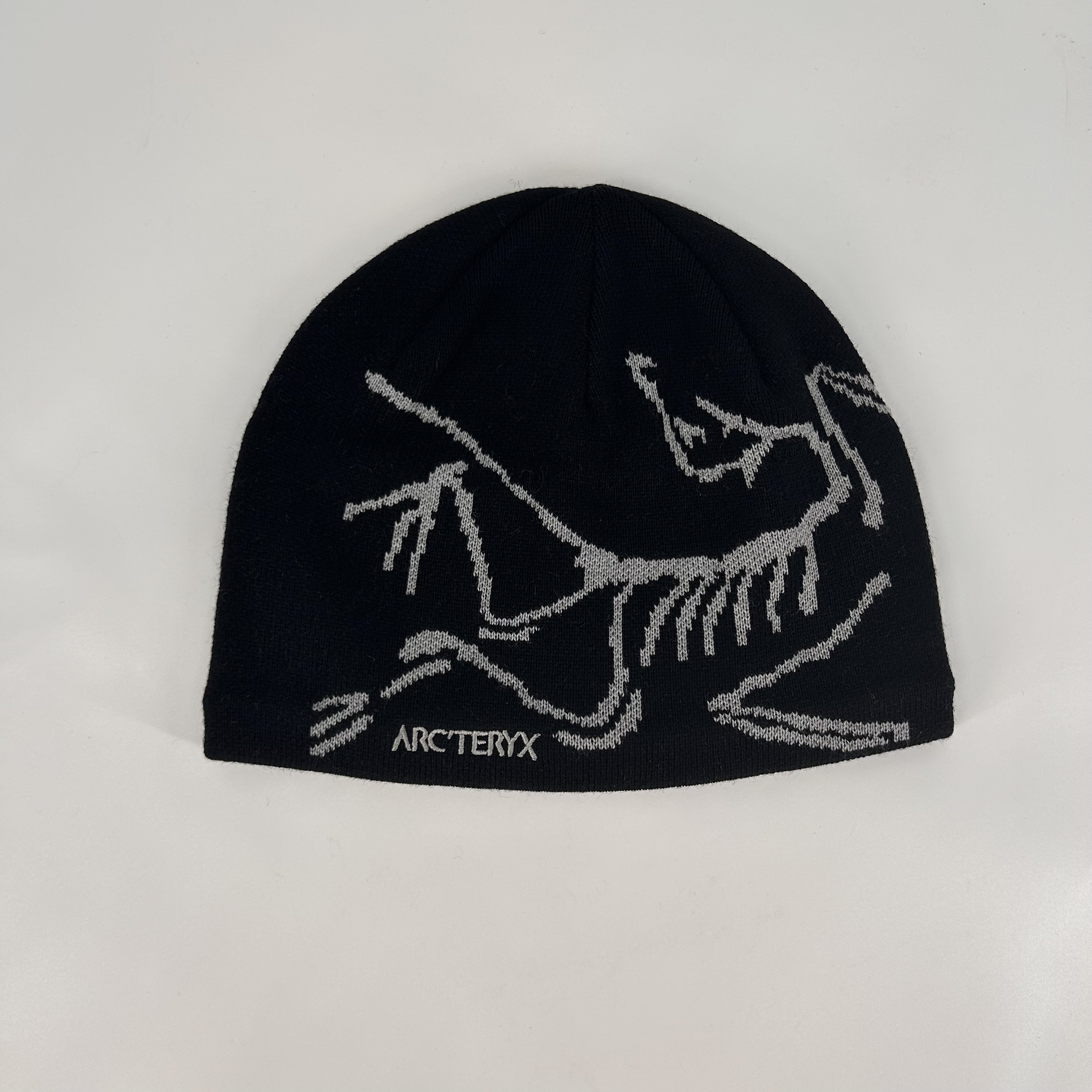 arcteryx beanie (Black)