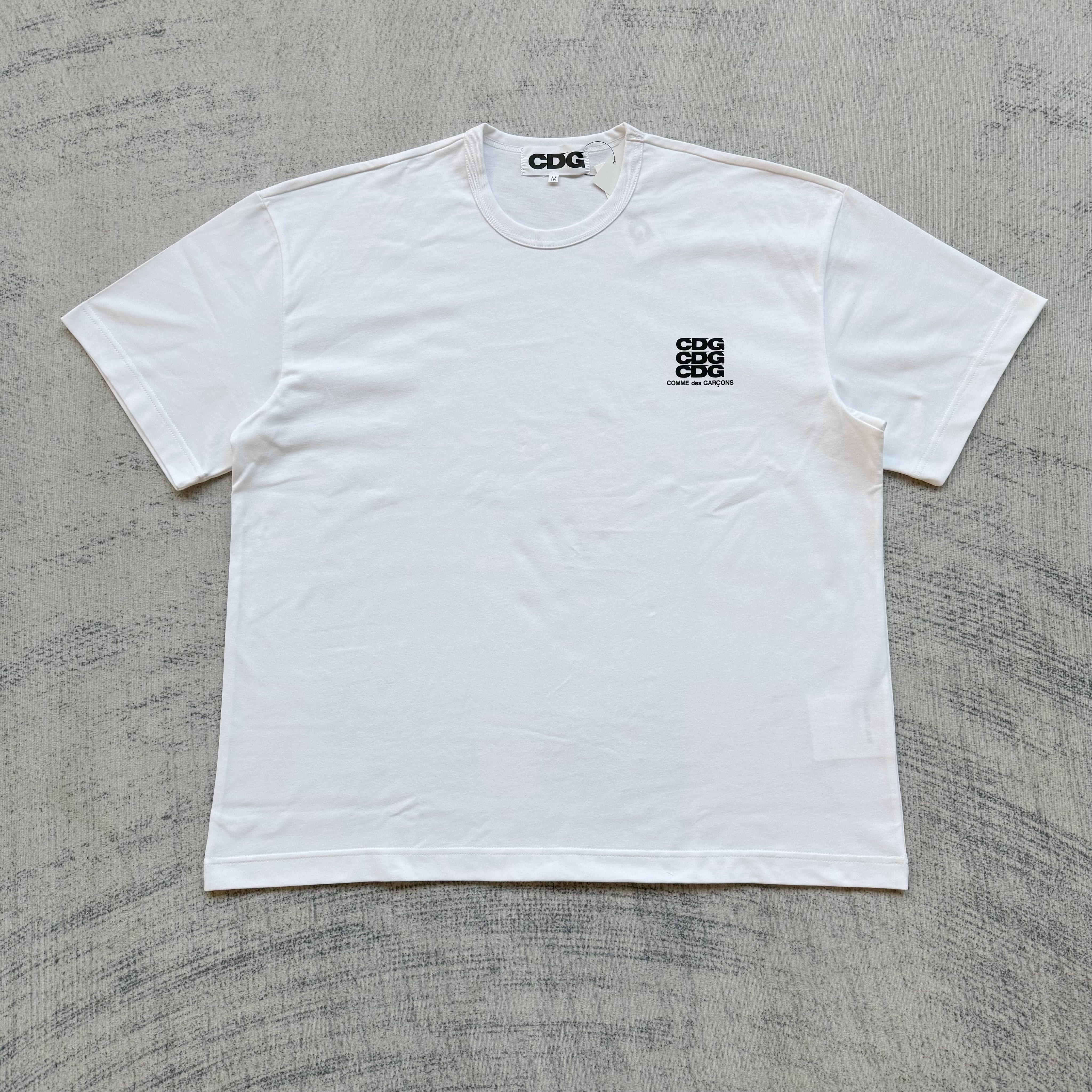 CDG SMALL LOGO T-shirt